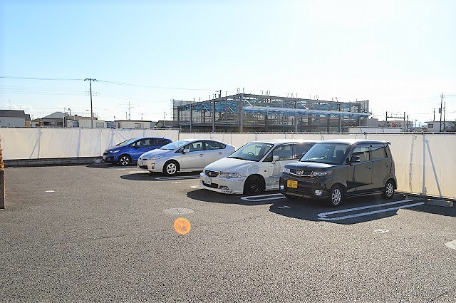 ヴィラージュの駐車場