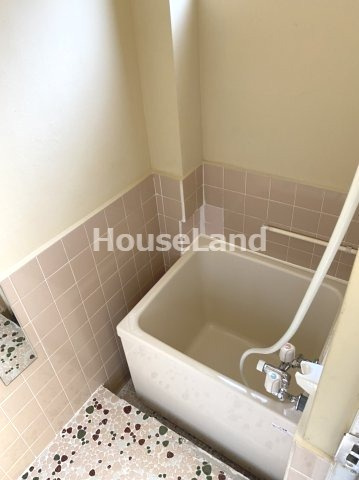 メゾン湊倉庫付住宅の浴室