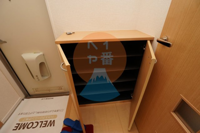 【その他】 | スリーエイト扇 | うれしいシューズボックス付きで玄関がスッキリしますね　※参考写真です