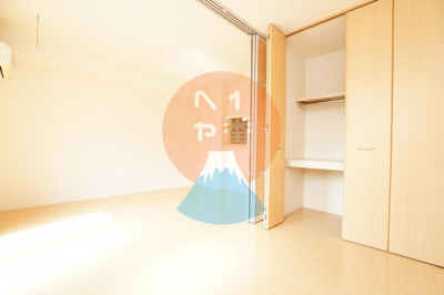 【洋室】 | スリーエイト扇 | 3帖のお部屋です　※参考写真です