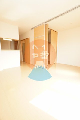 【その他】 | スリーエイト扇 | LDK9.75帖のお部屋と3帖の洋室です　※参考写真です