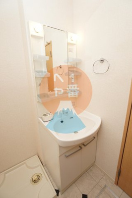 【その他】 | スリーエイト扇 | ここで着替えもできるので朝も楽ちんですね　※参考写真です