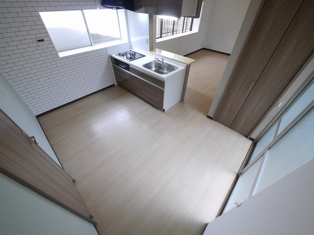 鈴蘭台南町6丁目貸家のキッチン