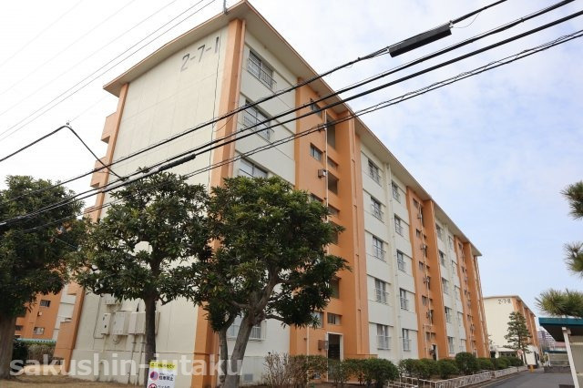 袖ケ浦住宅　１号棟の外観