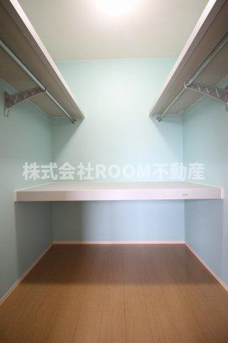 グランカーサの収納|小物を収納するのに便利です