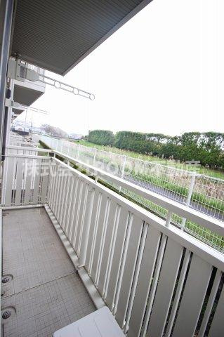 グランカーサのバルコニー|落ち着いた時間を過ごせるバルコニーです