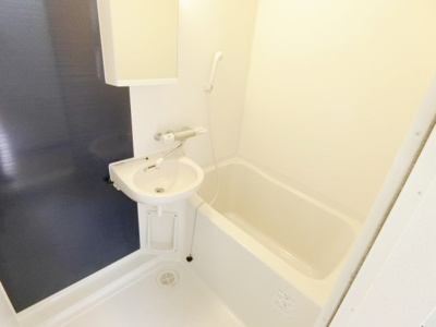 【浴室】 | ツル菅原ハイツ | 日々の疲れを癒すお風呂付です