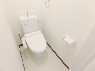 【トイレ】 | ツル菅原ハイツ | 落ち着いた色調のトイレです