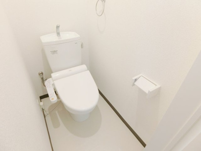 【トイレ】 | ツル菅原ハイツ | 落ち着いた色調のトイレです