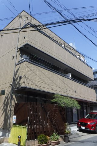 パインズガーデンの外観|2010年完成♪南向きで陽当たりの良いお部屋です♪