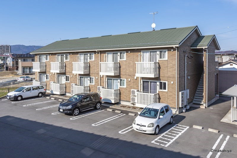 プレジールの外観