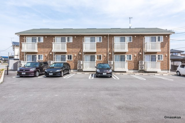 プレジールの外観