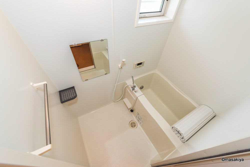 プレジールの浴室|お風呂　追い焚き・浴室乾燥機付きです。