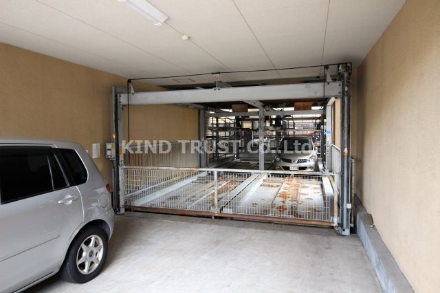 セレッソコート梅田東の駐車場