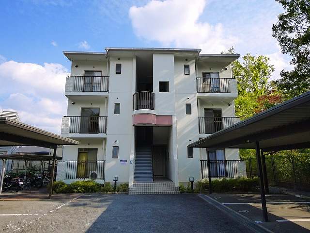 シャルムⅠ帝塚山の外観|外観もきれいです