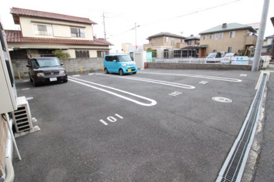 【駐車場】 | アヴニール福富