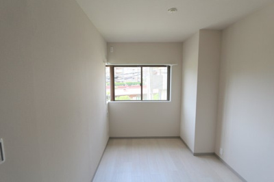 【寝室】 | リブレ刀根山