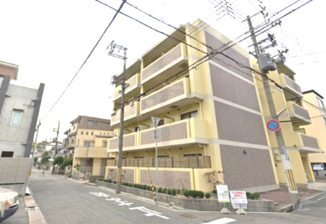 ドルチェ御影の外観