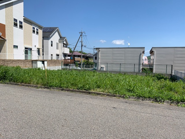 三田市下深田Ｂ号地　土地の外観