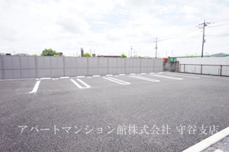 【駐車場】