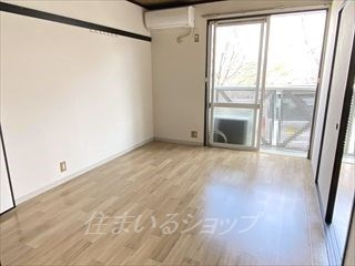 グリーンハイム高陽の居間・リビング|エアコン付き