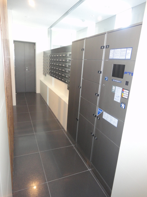 アソシア諏訪野テラス【キャッシュバック対象物件】のロビー