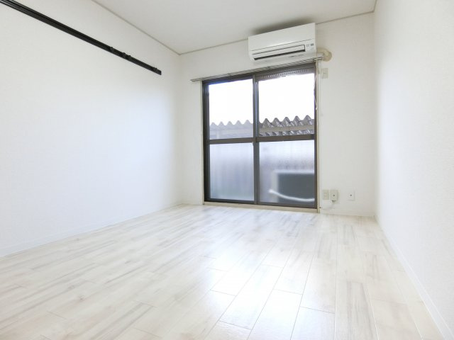 リバーヒル喜志の居間・リビング