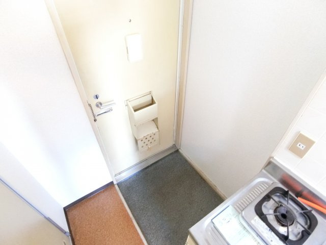 リバーヒル喜志の玄関