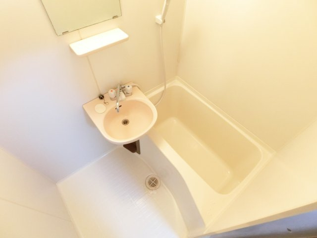 リバーヒル喜志の浴室