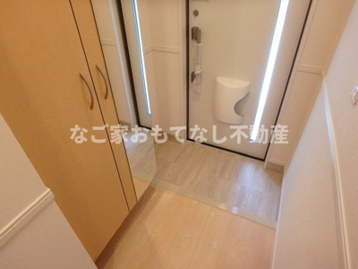 【玄関】 | パインヒルズ岡 | パインヒルズ岡　北名古屋市の物件はなご家おもてなし不動産へ。