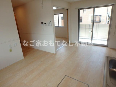 【居間・リビング】 | パインヒルズ岡 | パインヒルズ岡　北名古屋市の物件はなご家おもてなし不動産へ。