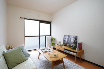 【洋室】 | ラ・レジダンス・ド・パンデュール | ※家具・家電はイメージです。