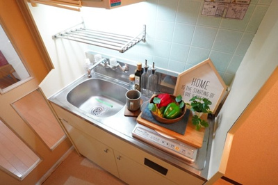 【キッチン】 | ラ・レジダンス・ド・パンデュール | 1口IHコンロ※家具・家電はイメージです。