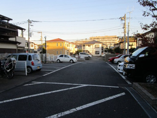 【駐車場】