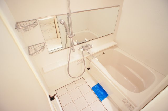 サヴォイブロードストリート　12階の浴室|別号室のものになります。現状優先。