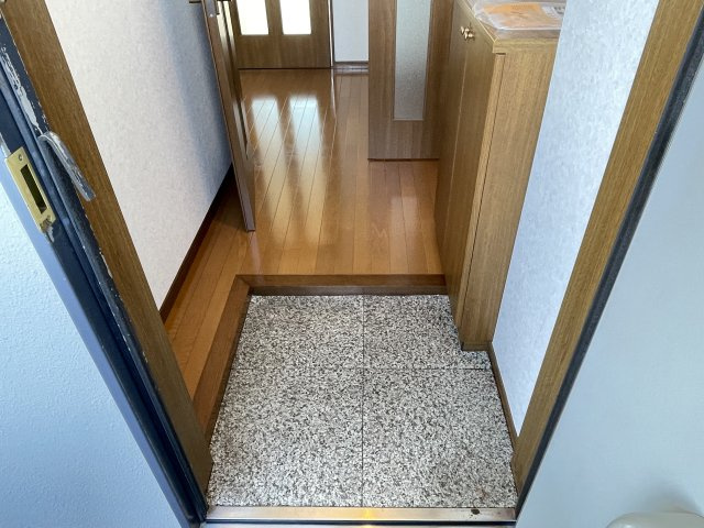 レ・アールSAGAEの玄関|きれいな玄関です