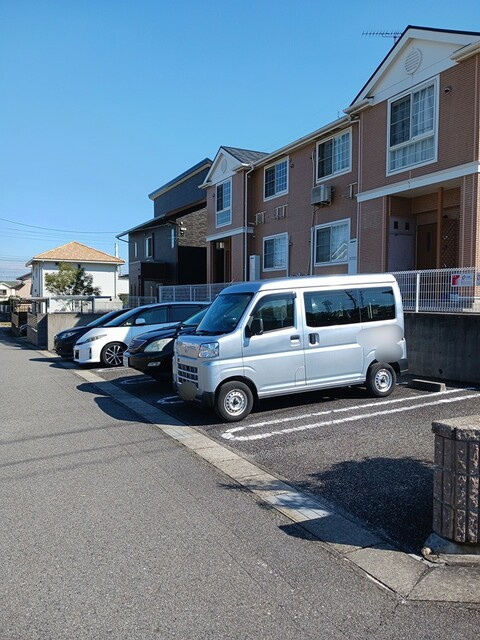 サンフォレストⅠの駐車場