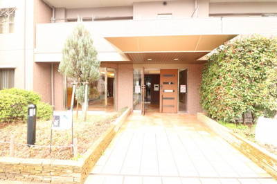 【エントランス】 | エンゼルクレッセ西難波