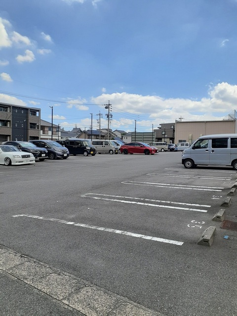 HSスパリアの駐車場