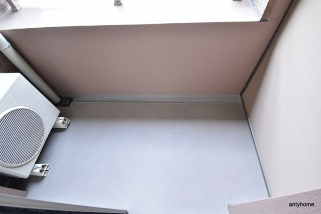 アビティ江坂　仲介手数料無料のバルコニー