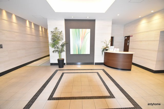 アビティ江坂(旧:パークアクシス江坂広芝町)　仲介手数料無料のロビー