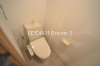 【トイレ】 | カシェット本町橋 | 落ち着いた色調のトイレです