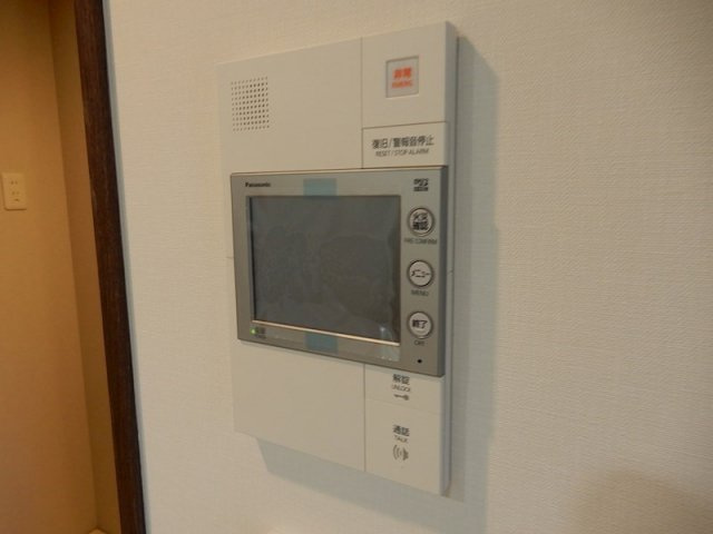 ヌーヴェルワイズ灘駅前のセキュリティ