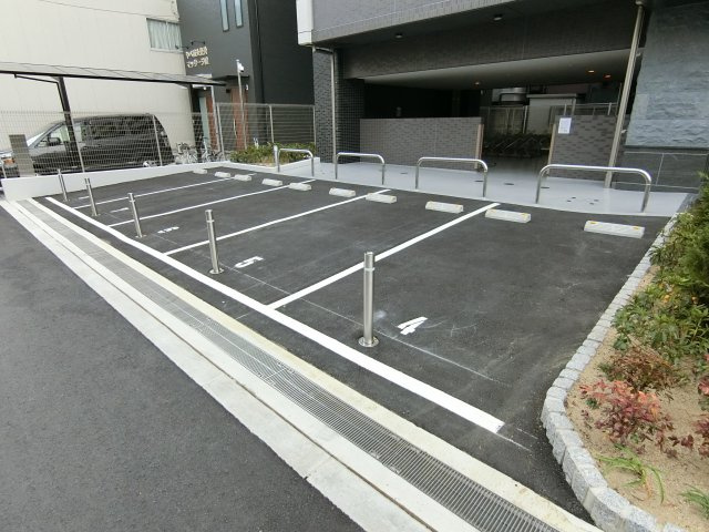 【駐車場】 | アドバンス大阪ブリス