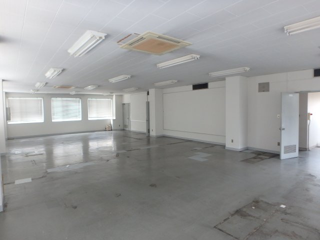 水島西常盤町　事務所ビルの内装