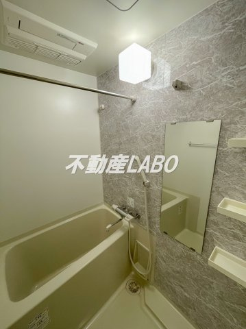 サムティ難波VIVOの浴室