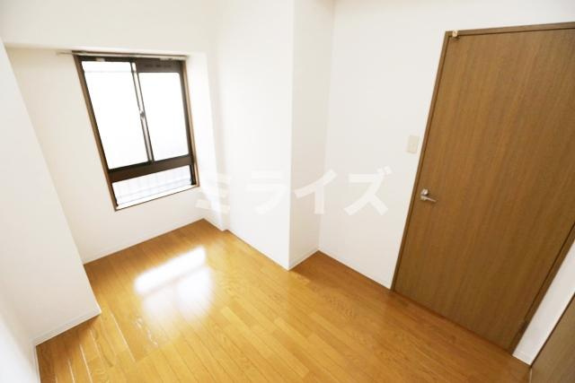 【寝室】 | RONA HYATT