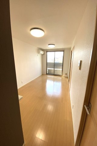 パッサーレ　壱番館の居間・リビング