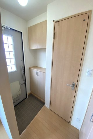 パッサーレ　壱番館の玄関