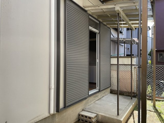 【庭】 | 小松里町藪様貸家